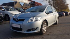 Toyota Auris 1,6 Luna 5d