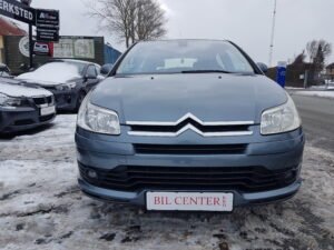 Citroën C4 2,0 16V 143 Prestige 5d