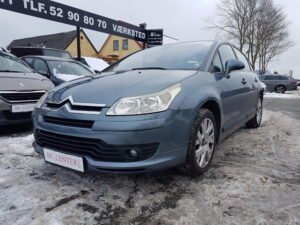 Citroën C4 2,0 16V 143 Prestige 5d