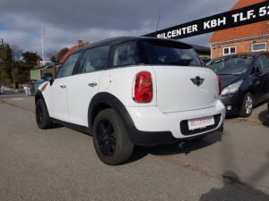 MINI Countryman Cooper 1,6 5d