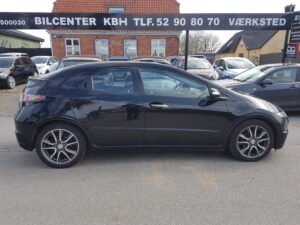 Honda Civic 1,8 Sport 5d